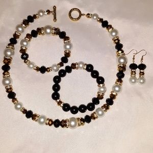 Necklace set